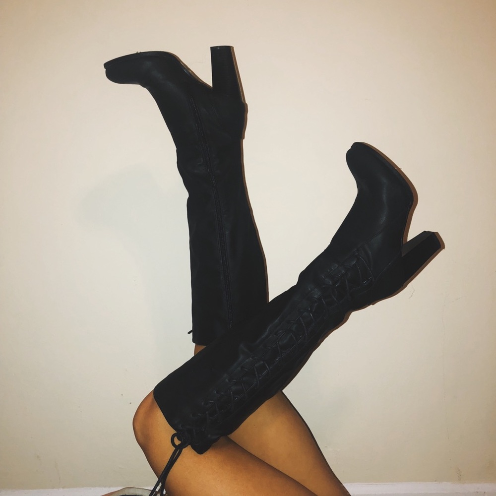 Knee High Lace Up Zipper Boots